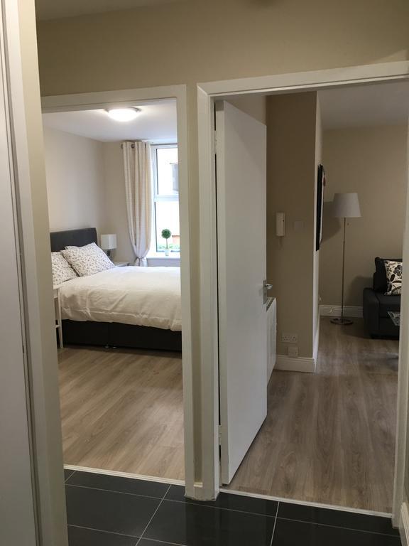 Apartment Adelaide Road 2