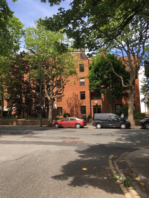 Adelaide Road 2 Apartment